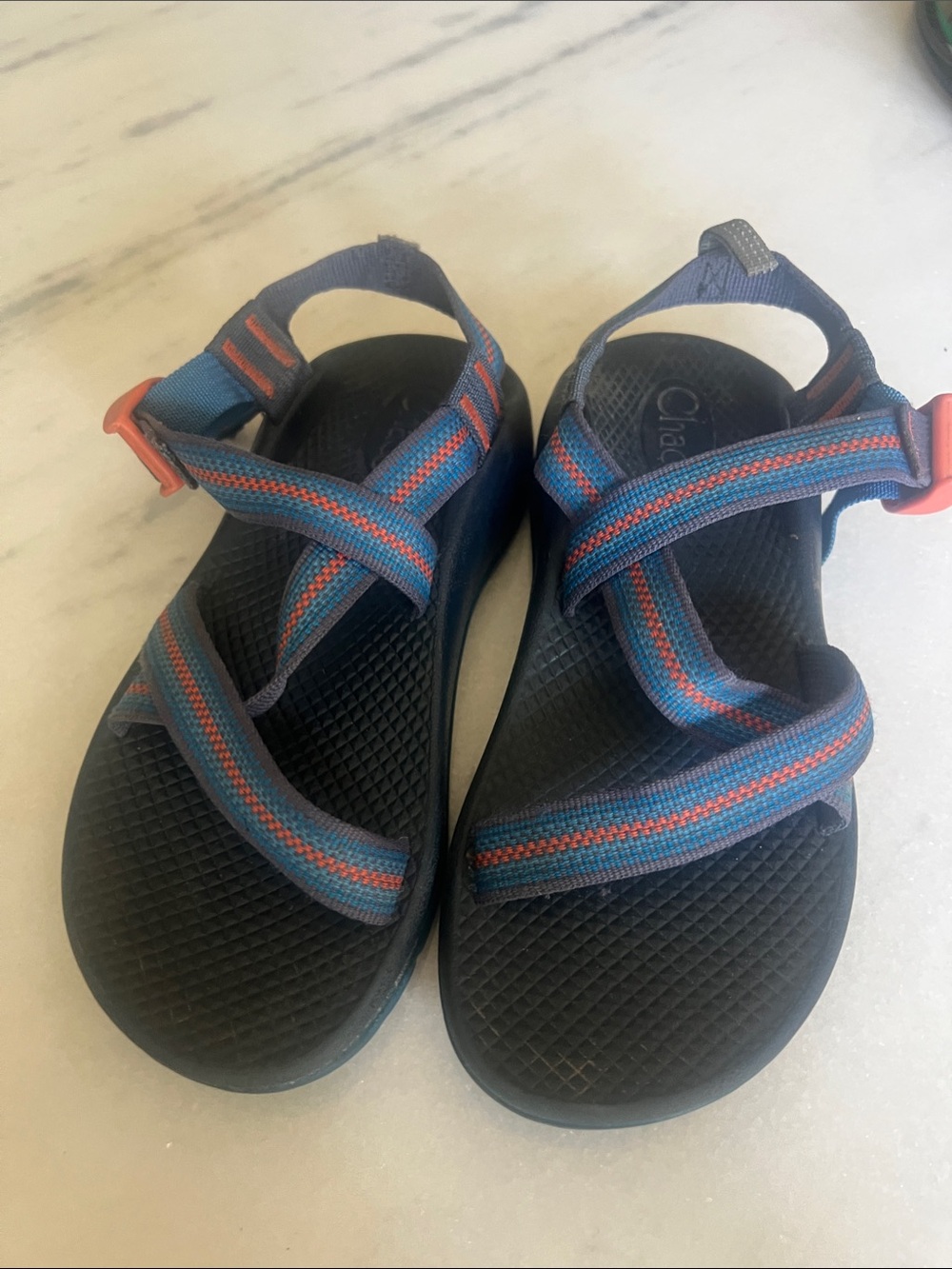 Chaco Kids Blue and Orange Webbing Sport Sandals sz 4